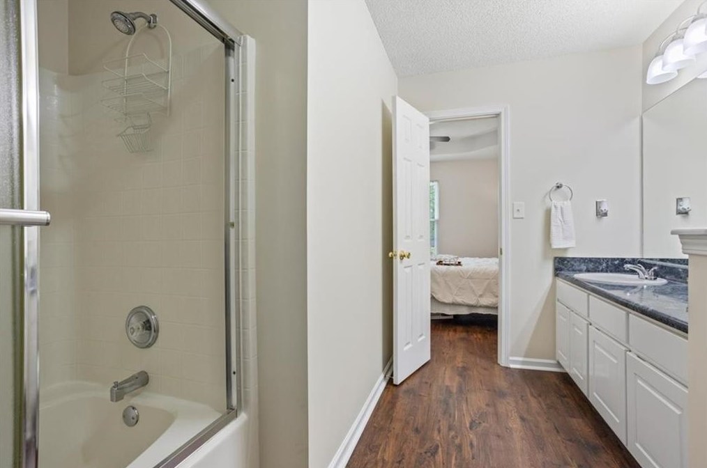 6775 Chesepeake Pt, Rex GA 30273-2236 exterior