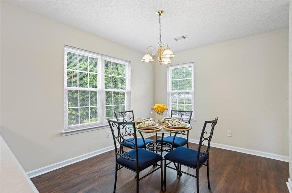 6775 Chesepeake Pt, Rex GA 30273-2236 exterior