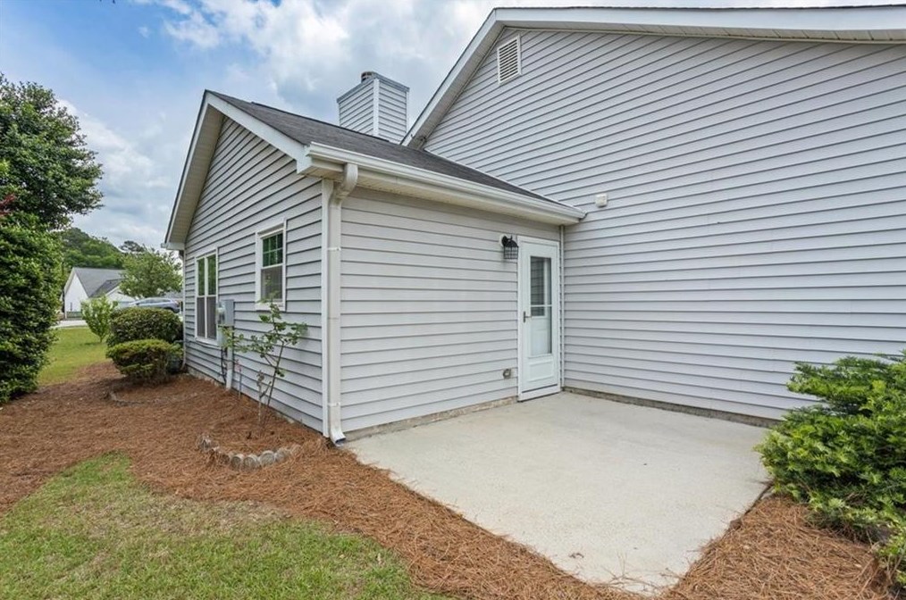 6775 Chesepeake Pt, Rex GA 30273-2236 exterior