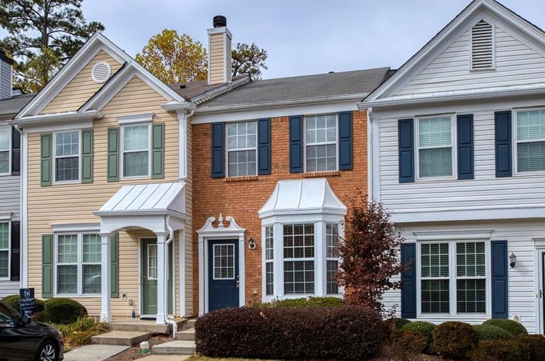251 Devonshire Dr, Alpharetta, GA 30022