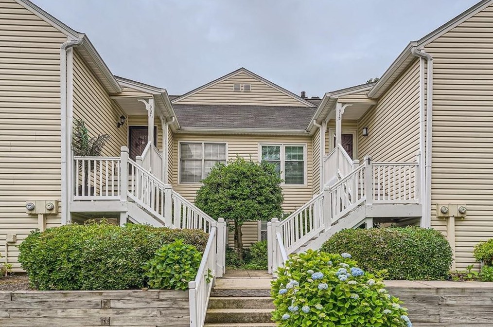 915 Cannongate Xing, Marietta, GA 30064-4617