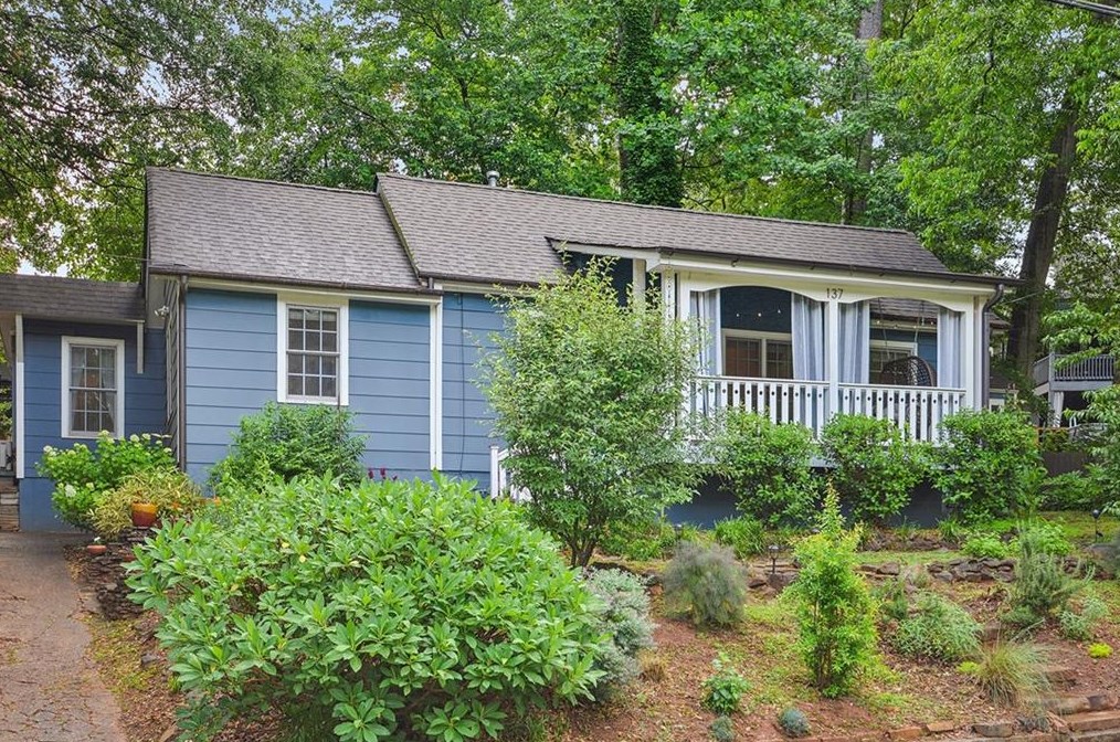 137 Ridgeland Ave, Decatur GA  30030-2055 exterior