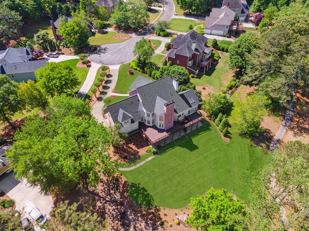 823 Clubhouse Pointe, Holly Springs, GA 30188-2309