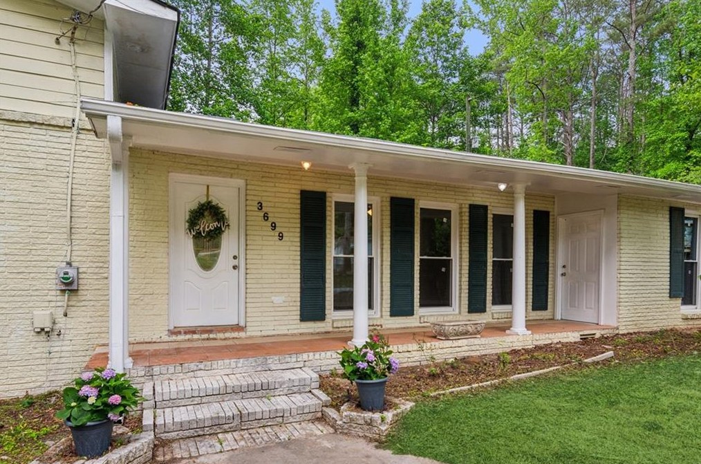 3699 Everson Rd, Lithonia, GA 30039-4427