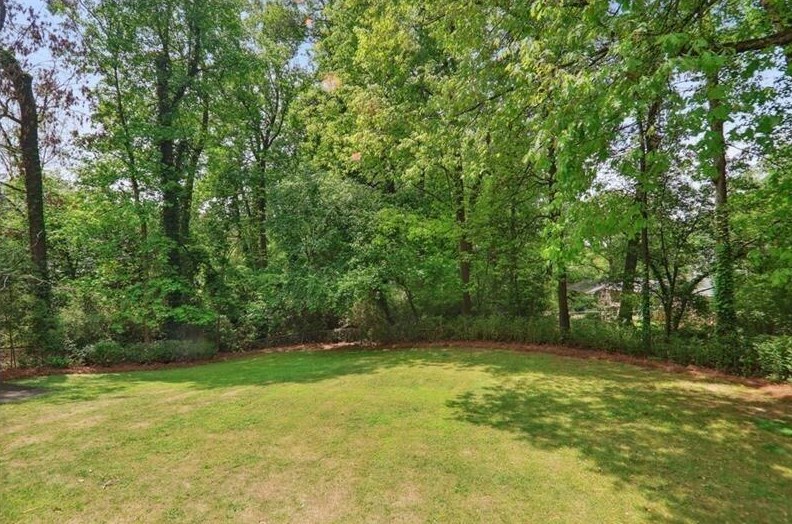 2767 Harrow Dr, Atlanta GA  30341-3929 exterior