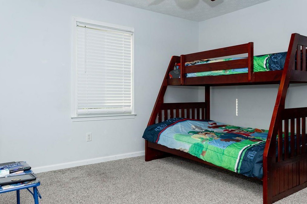 1706 Ramble Wood Way, Lithonia GA 30078-2190 exterior