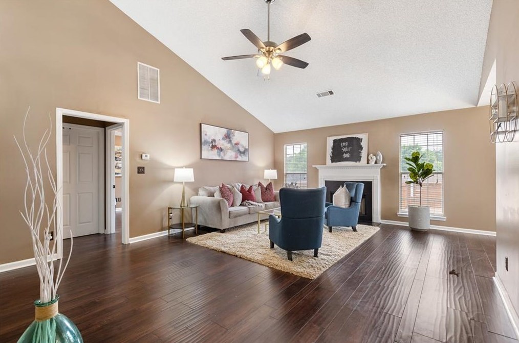 6634 Chesepeake Trl, Rex GA  30273-2224 exterior