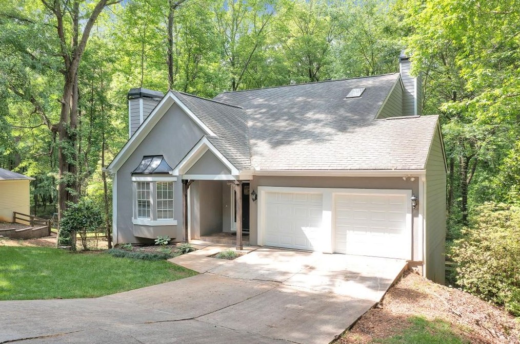 12020 Wallace Woods Ln, Alpharetta, GA 30004-4082