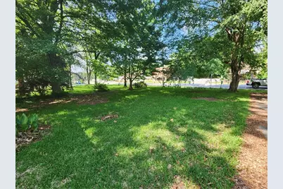 688 Main Street, Whitesburg, GA 30185 - Photo 24