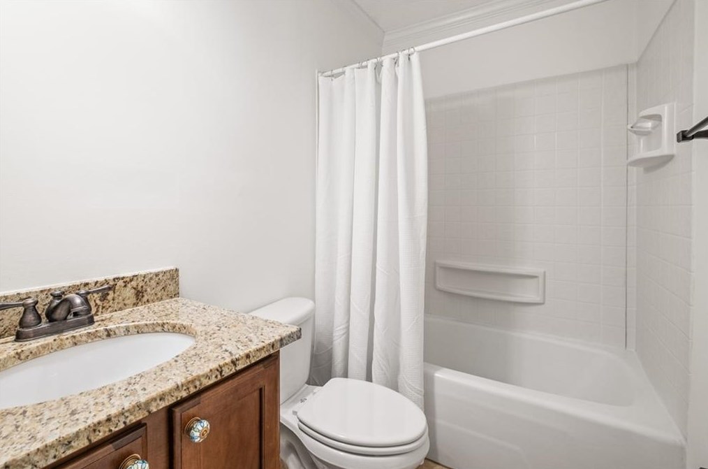 3710 Cooper Lake Rd, Smyrna GA  30082-3316 exterior