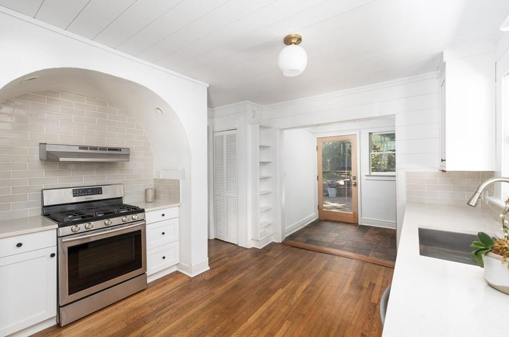 207 Lucerne St, Decatur GA 30030 exterior