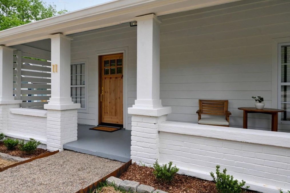 11 Montgomery St, Atlanta, GA 30307-2843
