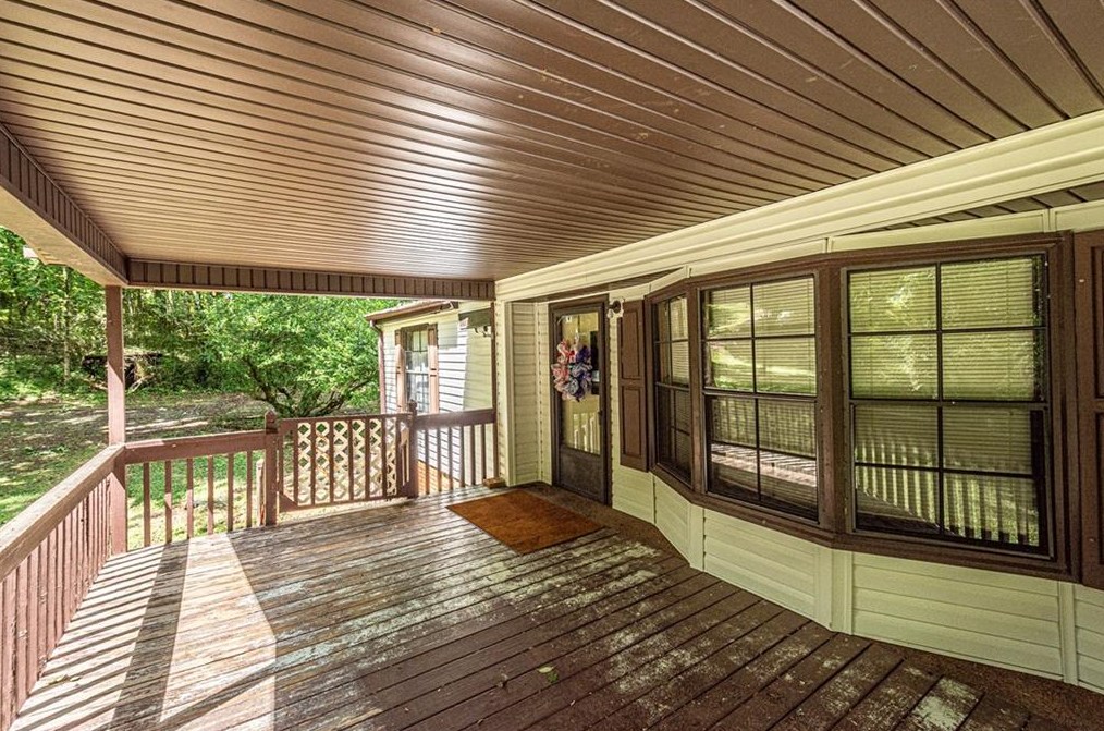 1379 Cavender Creek Rd, Dahlonega, GA 30533