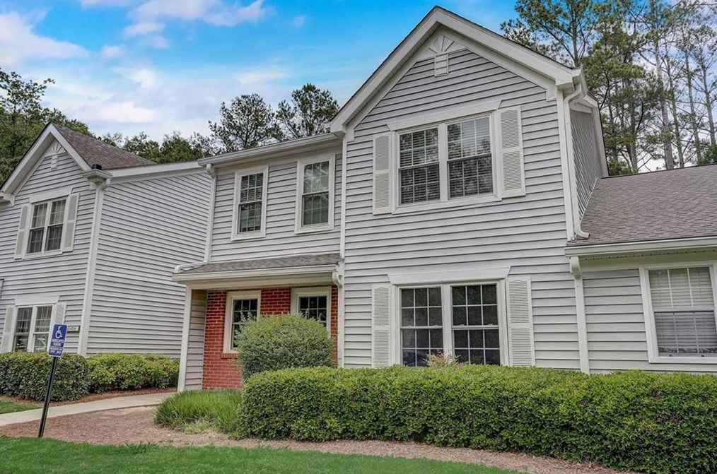 6026 Coventry Cir, Alpharetta, GA 30004-3867