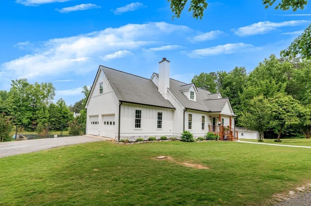 1468 Rucker Cir, Holly Springs, GA 30188-2132