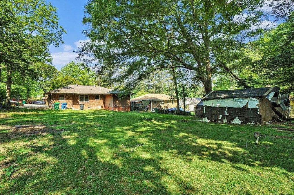 1210 Lloyd Dr, Forest Park GA  30297-1519 exterior
