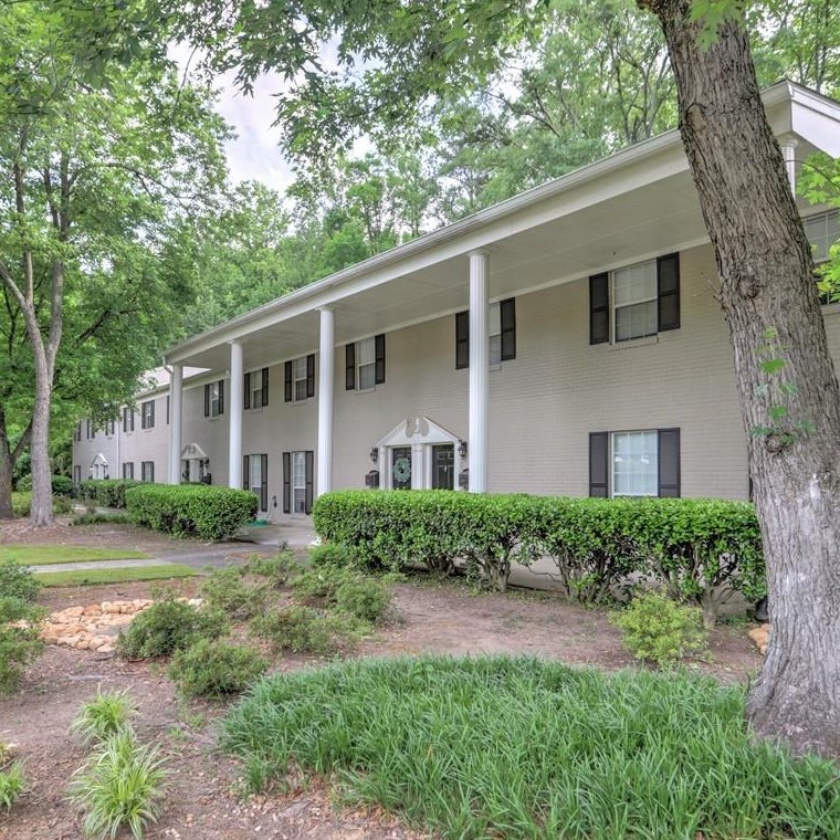 3669 Essex Ave, Atlanta, GA 30339-5745