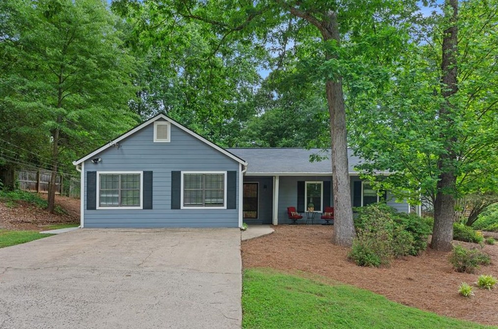 1808 River Rock Trail, Holly Springs, GA 30188