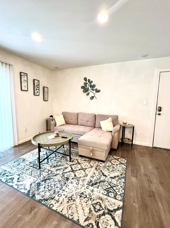 2102 Santa Fe Pkwy, Atlanta, GA 30350-4852