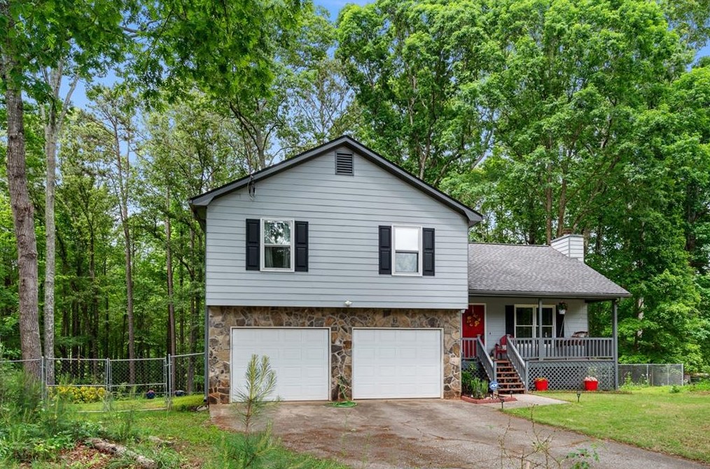 330 White Oak St, Dallas, GA 30157-3227