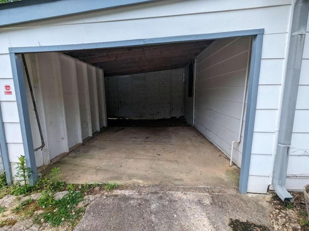 389 Oglesby Bridge Rd, Conyers GA  30094-4142 exterior