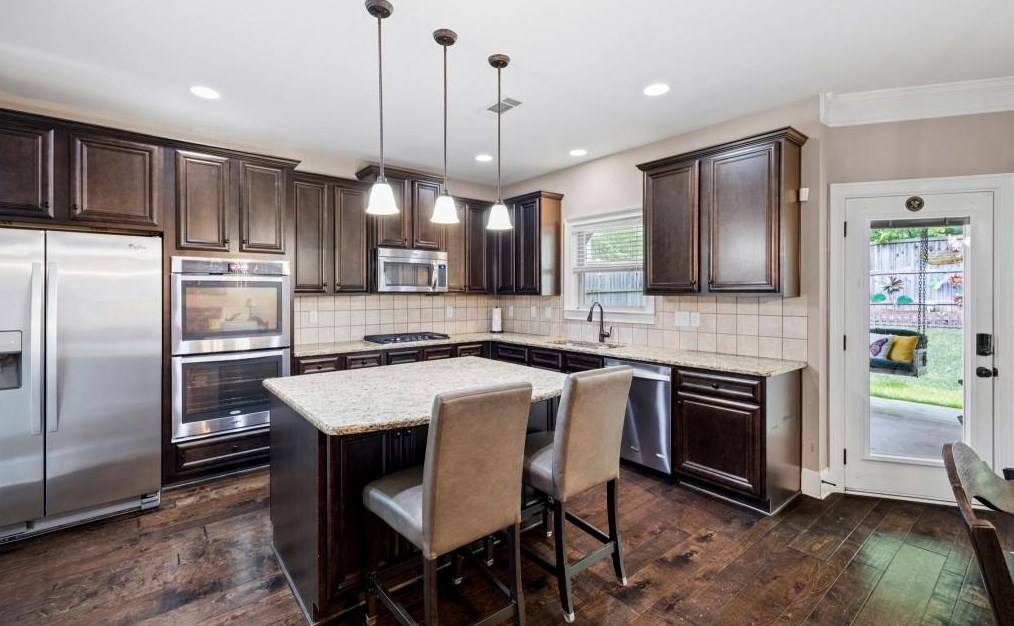 290 Bentleigh Station Dr, Acworth GA  30101 exterior