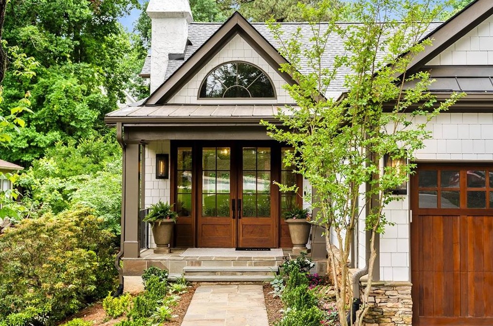 5352 Greenland Rd, Atlanta, GA 30342-2056
