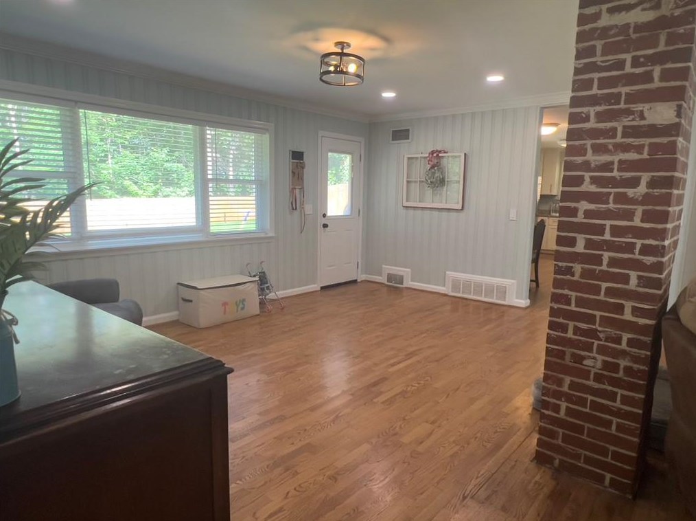 125 Victory Dr, Calhoun GA 30701-2539 exterior