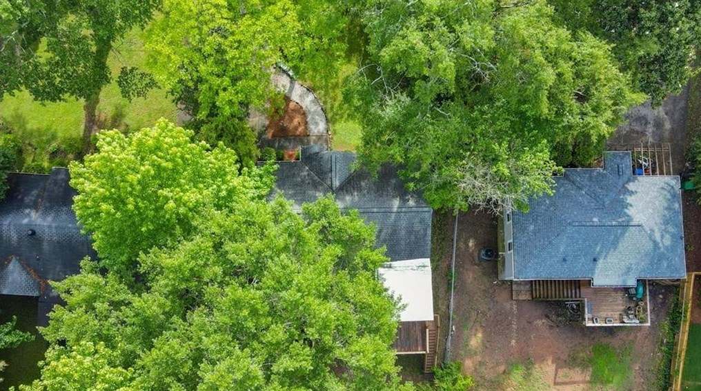 1066 Briar Vista Ter, Atlanta GA 30324-4601 exterior