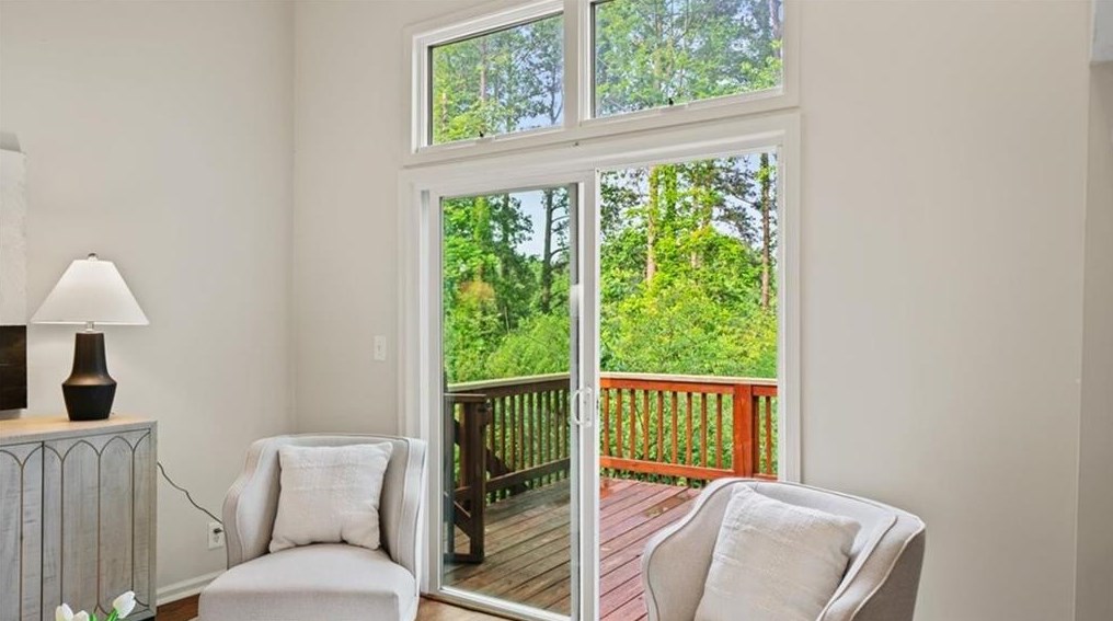 1066 Briar Vista Ter, Atlanta GA 30324-4601 exterior