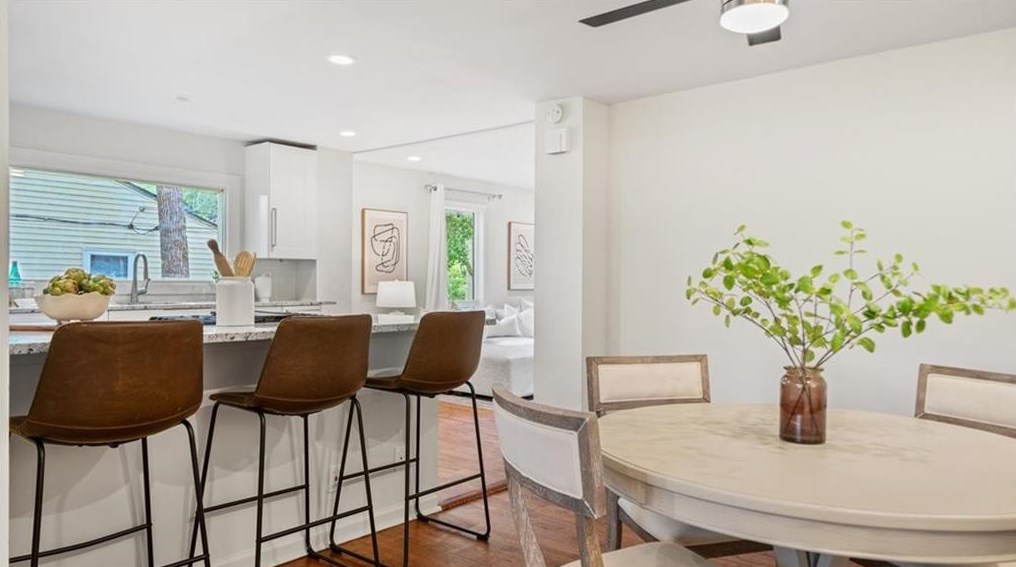 1066 Briar Vista Ter, Atlanta GA 30324-4601 exterior