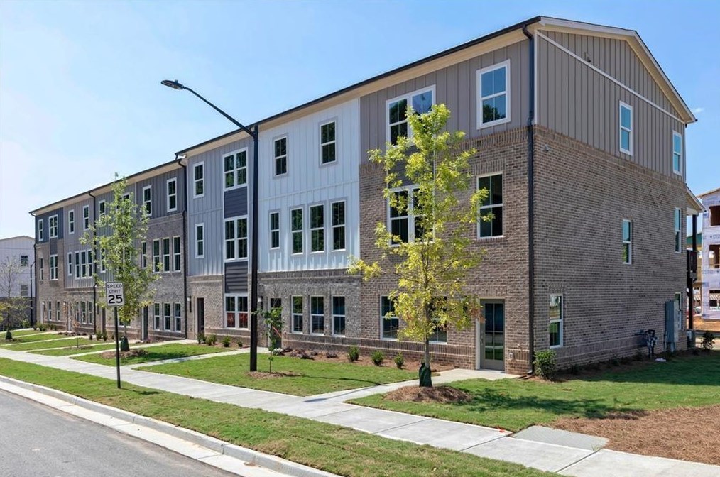 1009 Taylor Ct, Acworth, GA 30102
