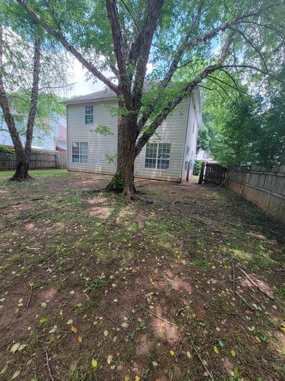4454 Chestnut Lake Ave, Lithonia, GA 30038-4558