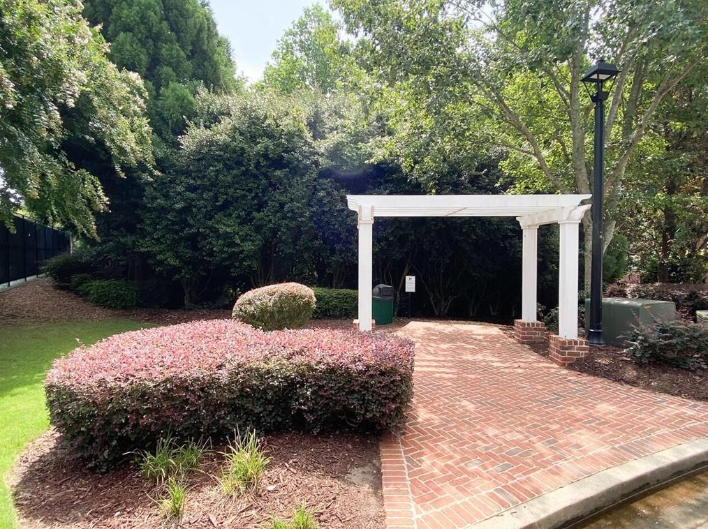 11910 Dancliff Trce, Alpharetta GA  30009-8737 exterior