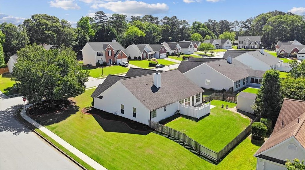 2735 Matlin Way, Buford GA  30519-6912 exterior