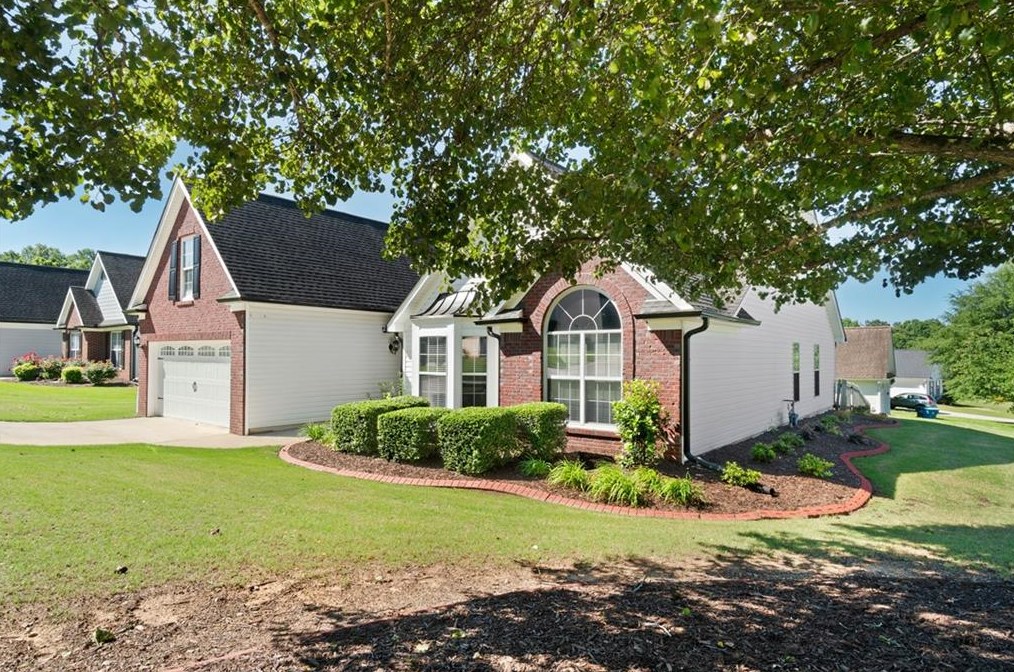 2735 Matlin Way, Buford GA  30519-6912 exterior