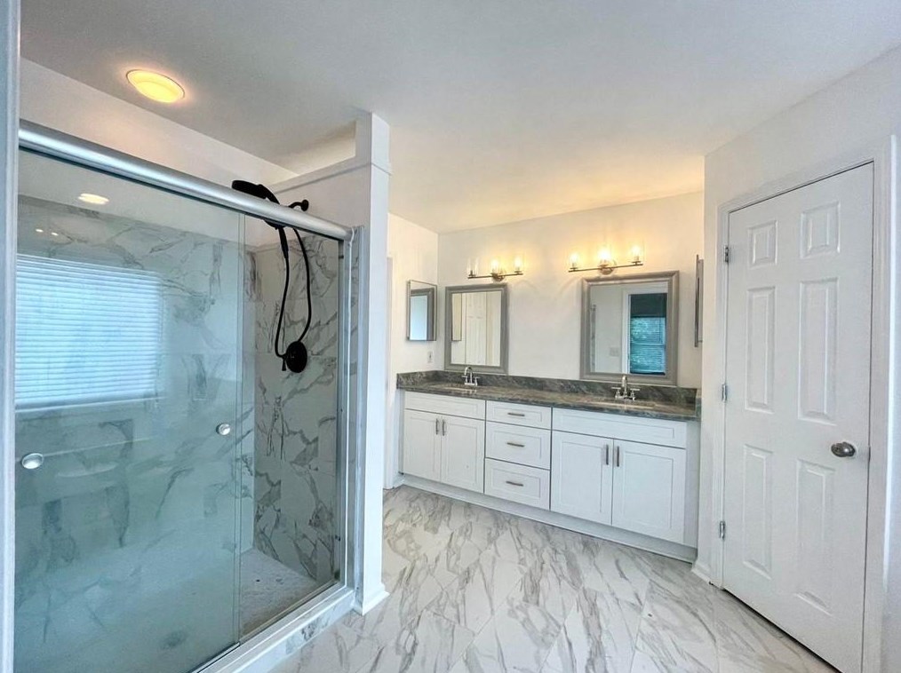 10895 Glenbarr Dr, Duluth GA 30097-7876 exterior