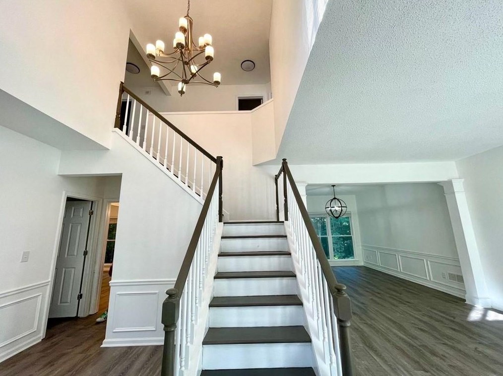 10895 Glenbarr Dr, Duluth GA 30097-7876 exterior