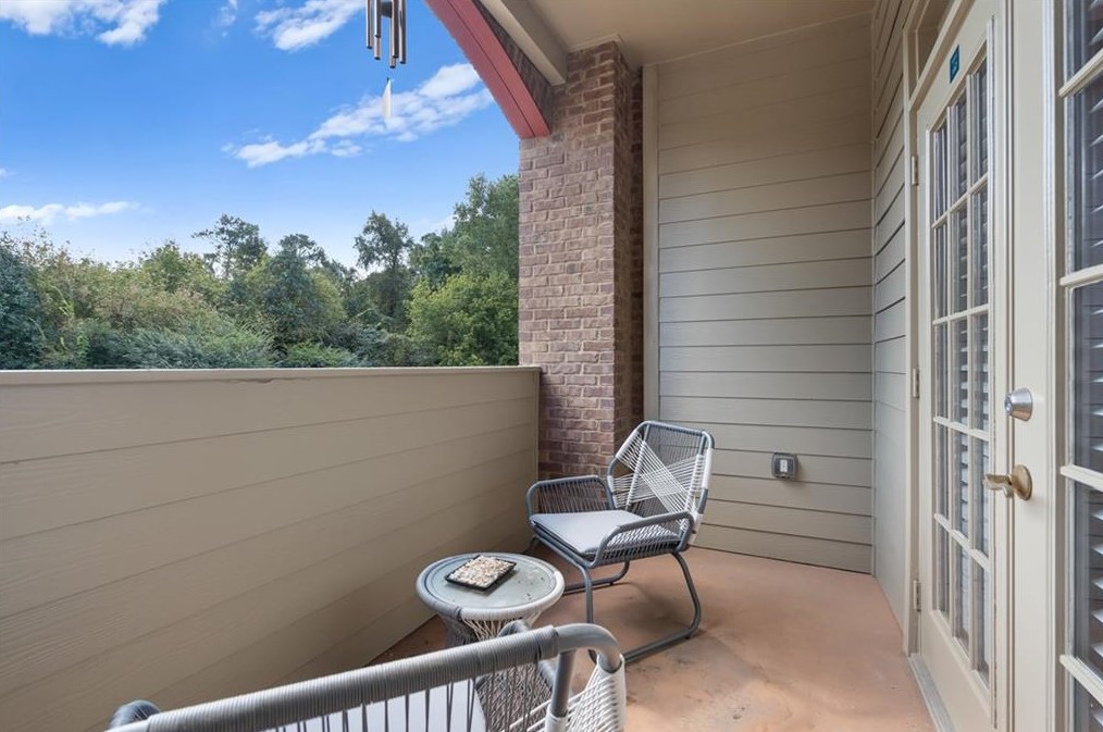 4805 Village Way, Smyrna GA  30080-9219 exterior