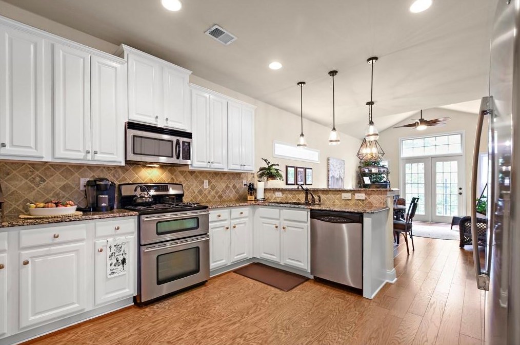 130 Abbey Cir, Holly Springs, GA 30188-3717