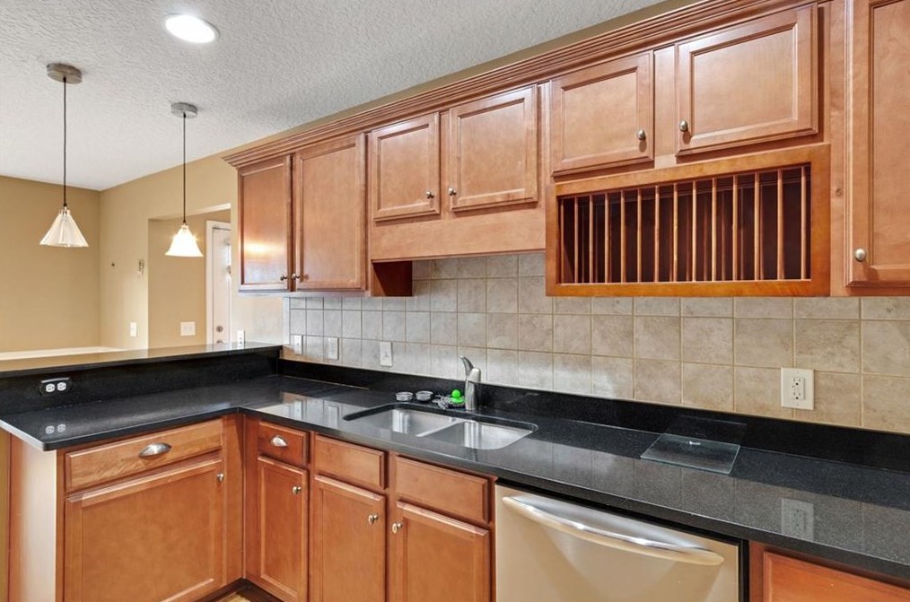 112 Iron Horse Spur, Savannah GA  31419-8364 exterior