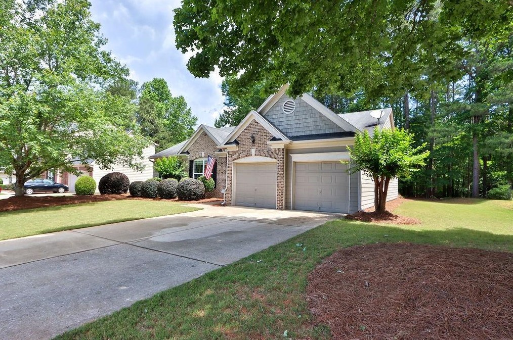 6056 Gentlewind Ct, Powder Springs, GA 30127-6317