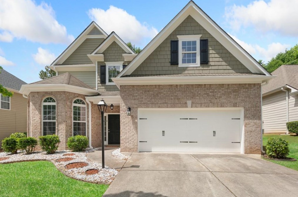460 Roland Manor Dr, Dacula, GA 30019-6581