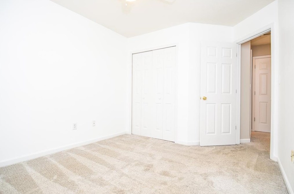 2305 Ashton Dr, Roswell GA  30076-4233 exterior