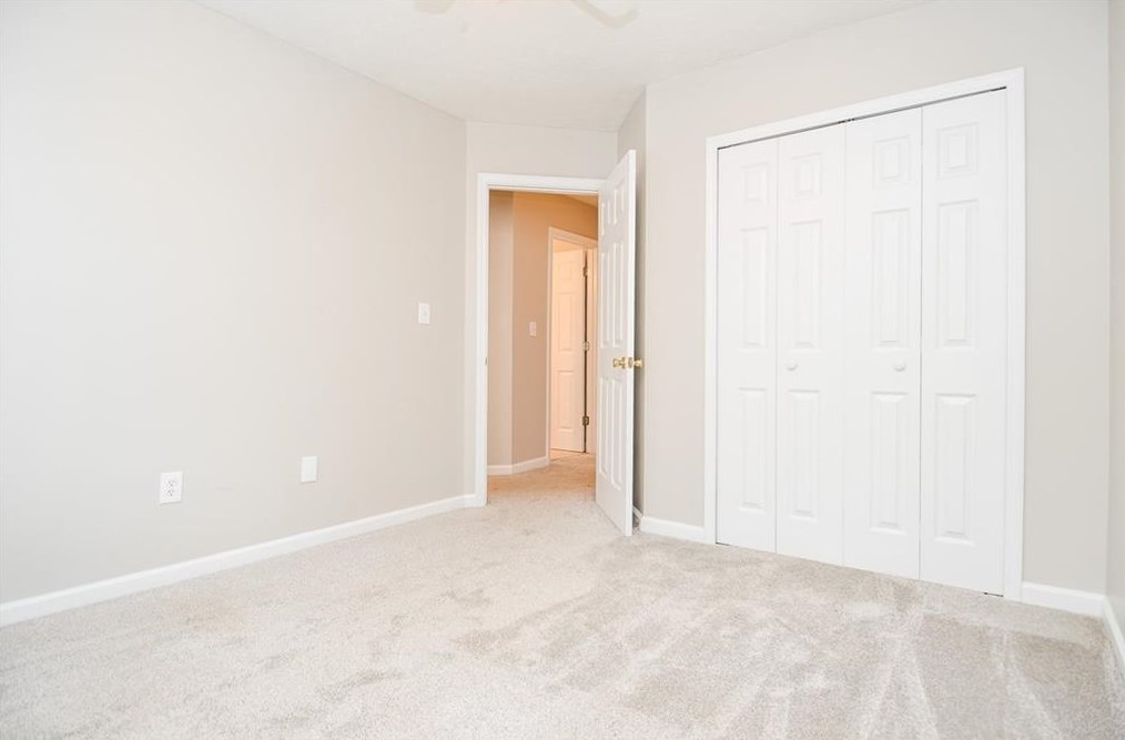 2305 Ashton Dr, Roswell GA  30076-4233 exterior