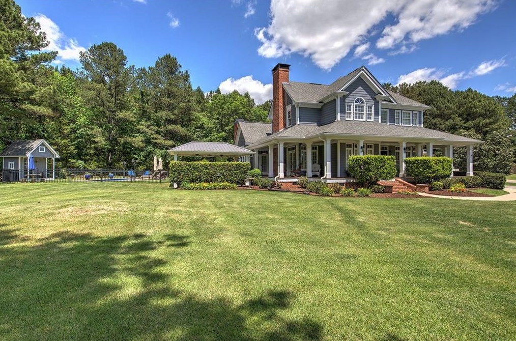 18 Imperial Ct, Euharlee, GA 30121-9261
