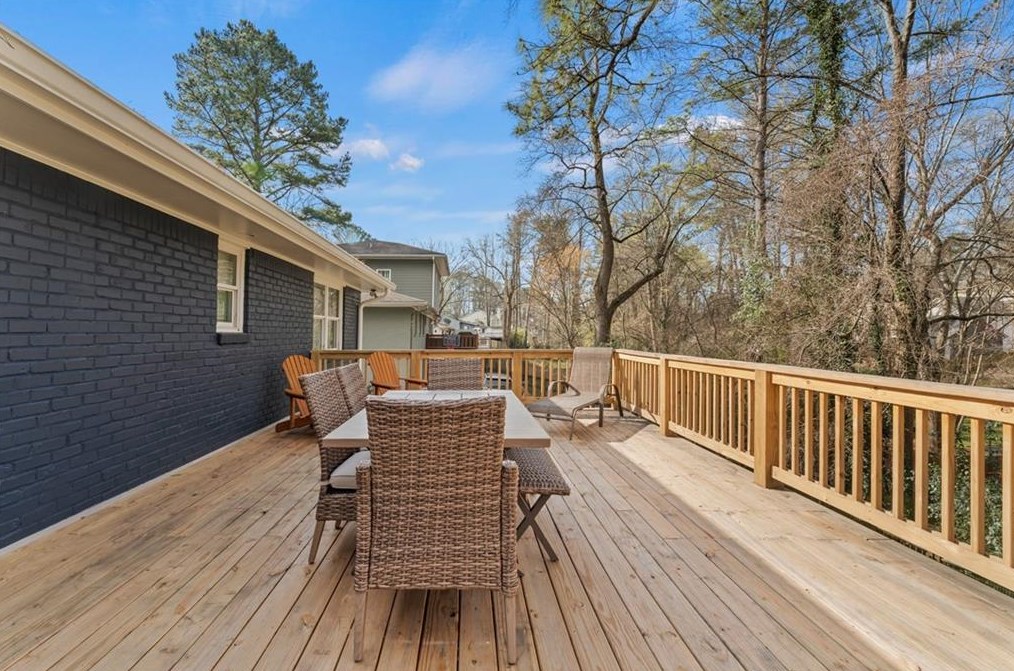 3032 Skyland Dr, Atlanta GA  30341-4726 exterior