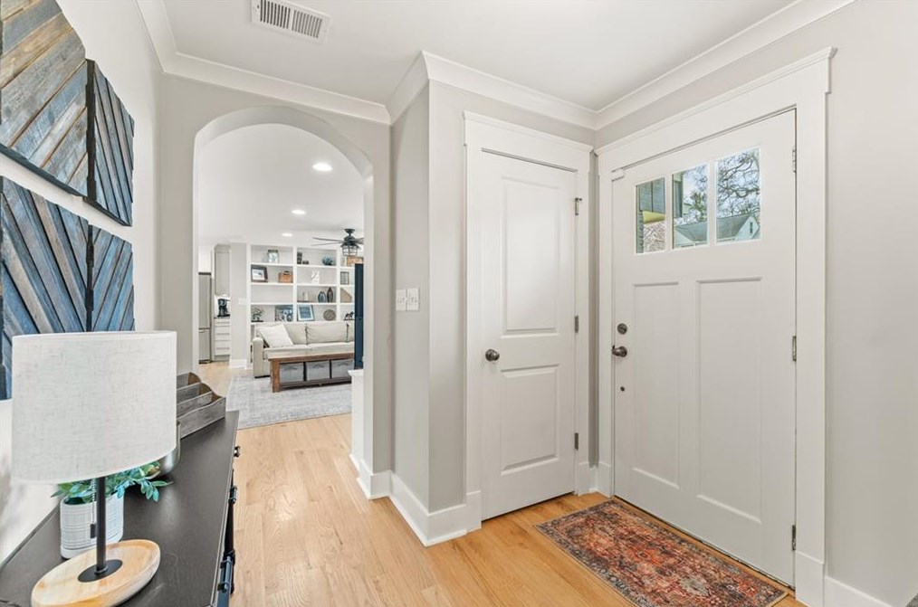 3032 Skyland Dr, Atlanta GA  30341-4726 exterior
