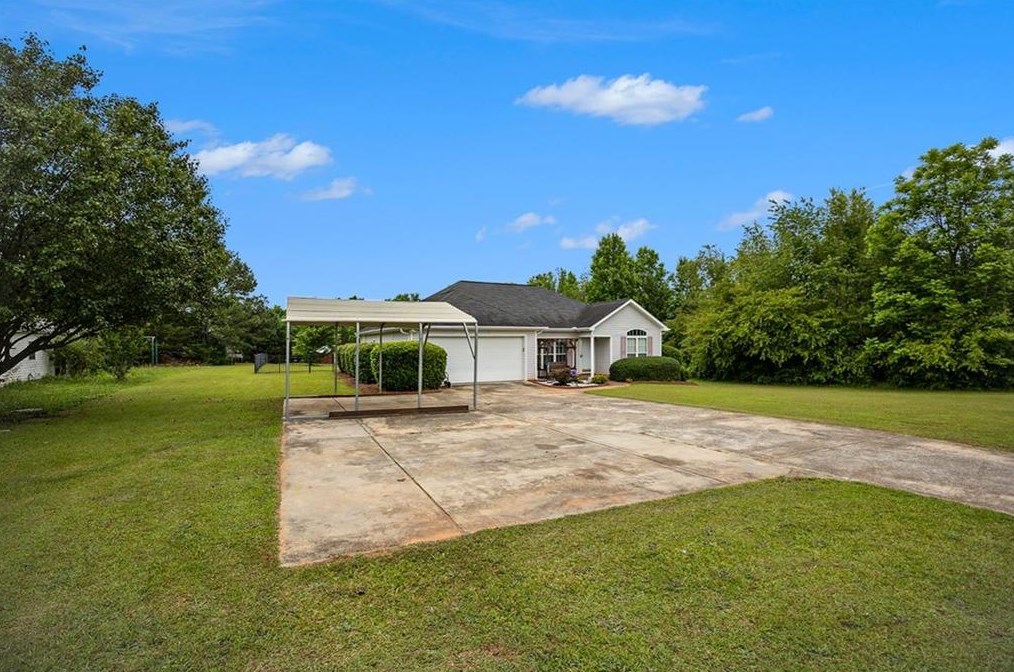 2690 Paoli St, Comer, GA 30629-2935