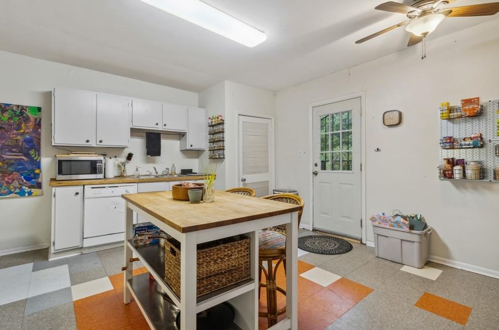 114 Whitefoord Ave, Atlanta GA  30307-2801 exterior